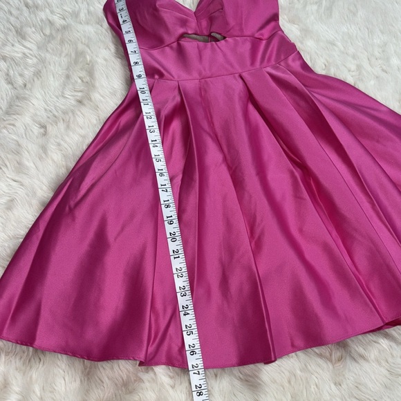 BLONDIE NITES Pink Cutout-Detail Satin A-Line Dress Size 1 NWT - Picture 4 of 11